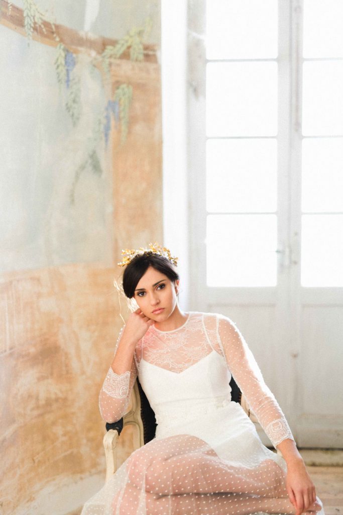 Editorial Chateau de Caumale con vestidos diseñados por Luis Alonso