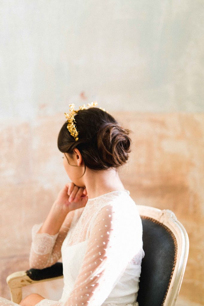 Editorial Chateau de Caumale con vestidos diseñados por Luis Alonso